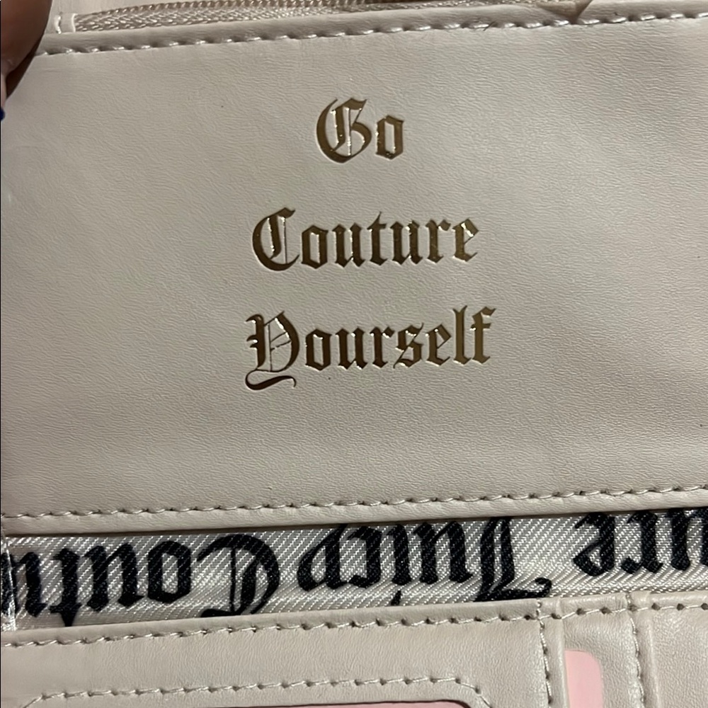Juicy Couture Pink Card Holder - Picture 6 of 12